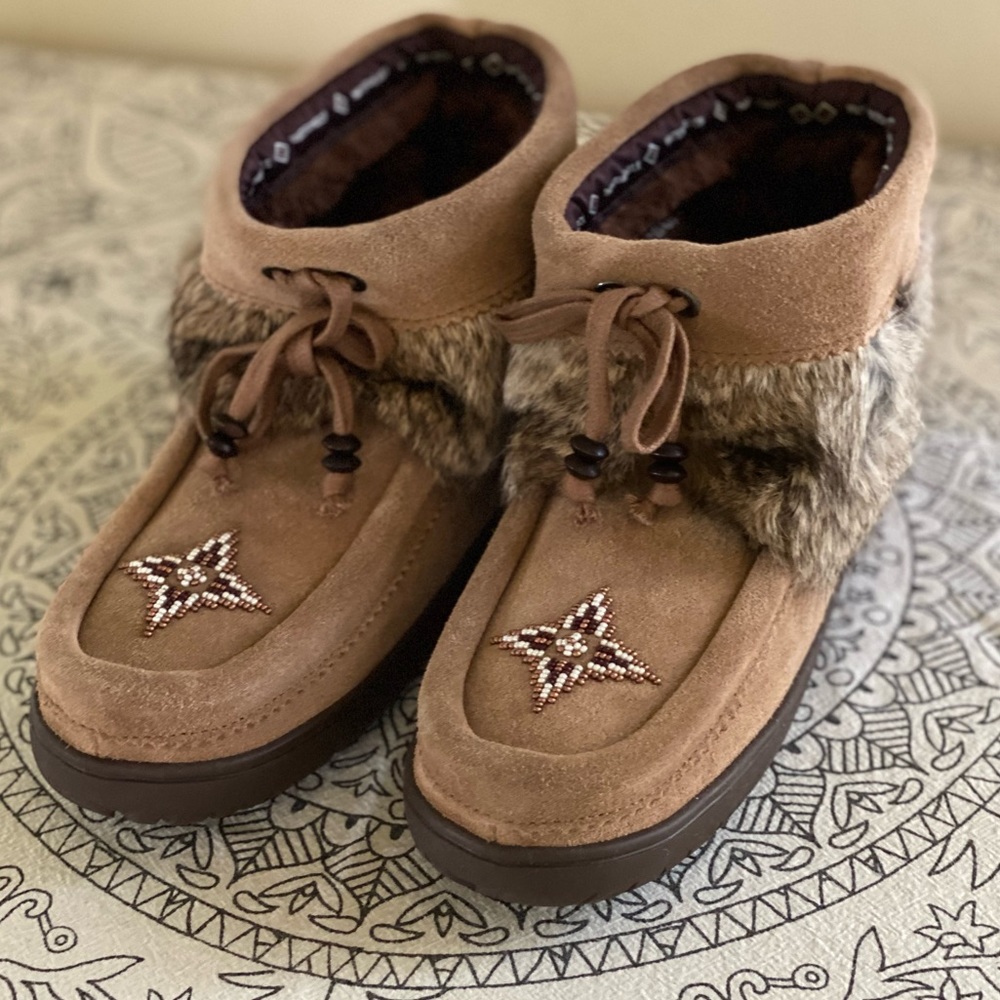 Manitobah Waterproof Keewatin ankle boot, oak